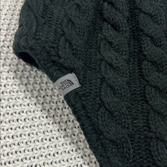The North Face Black Cable Knit Earflap Hat - Picture 4 of 10